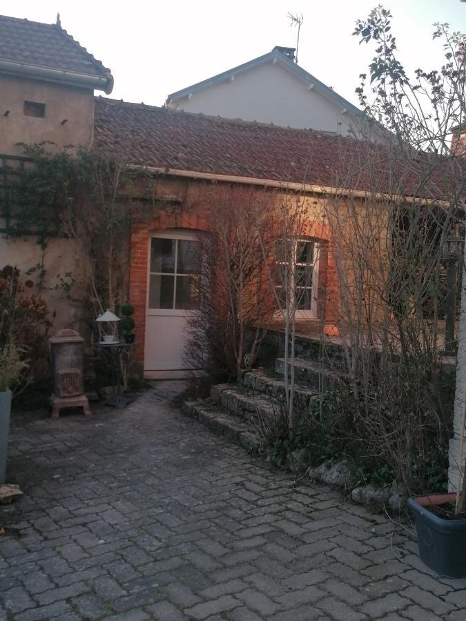 Mini Garni Vendemiaire Homestay *